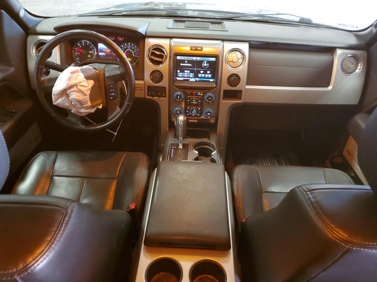 Ford F-150 Supercrew Image 2