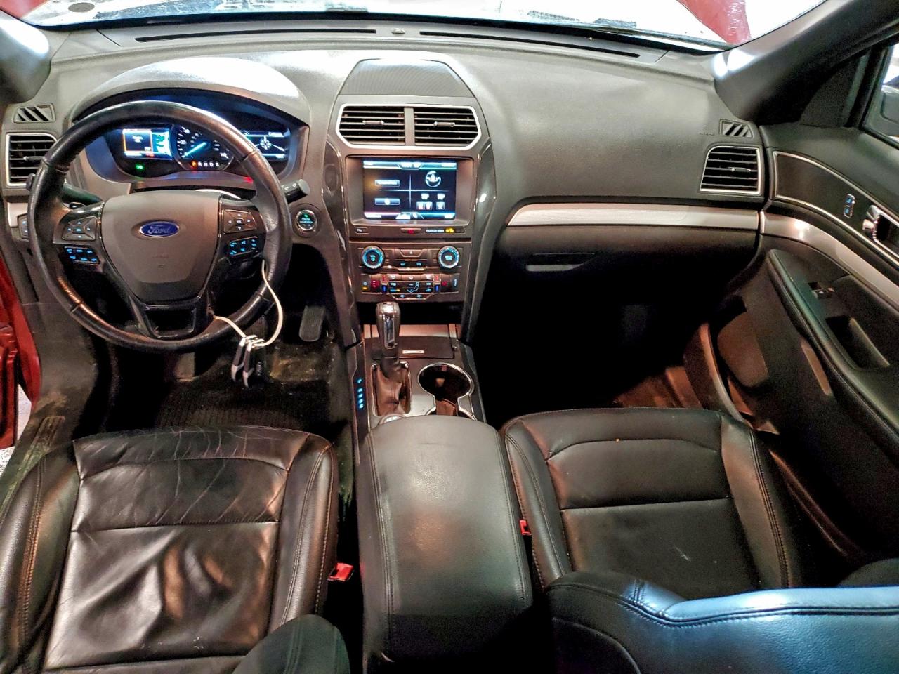 Ford Explorer Xlt Image 5