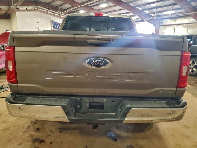 Ford F-150 Supercrew Image 3