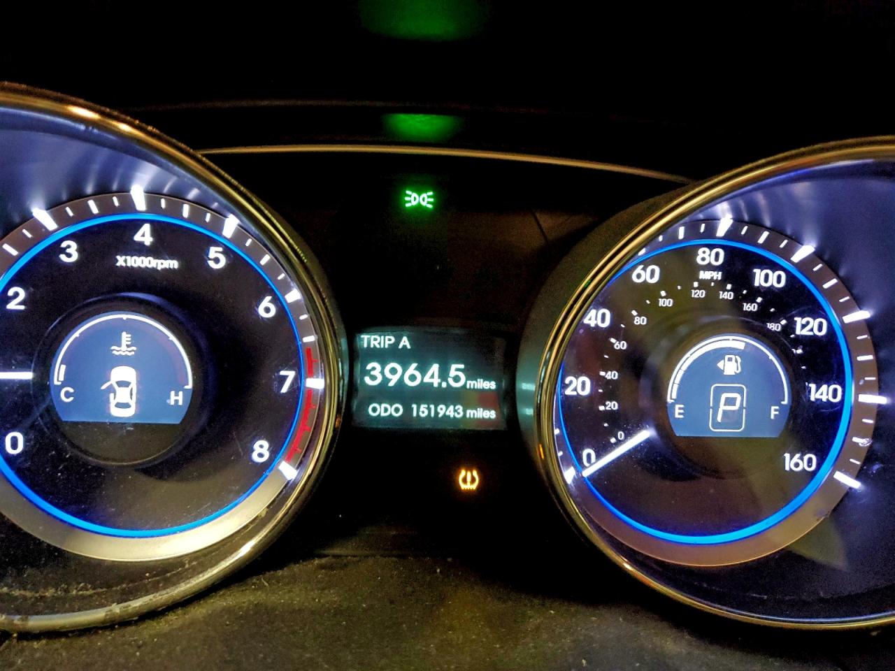 Hyundai SONATA Gls Image 8