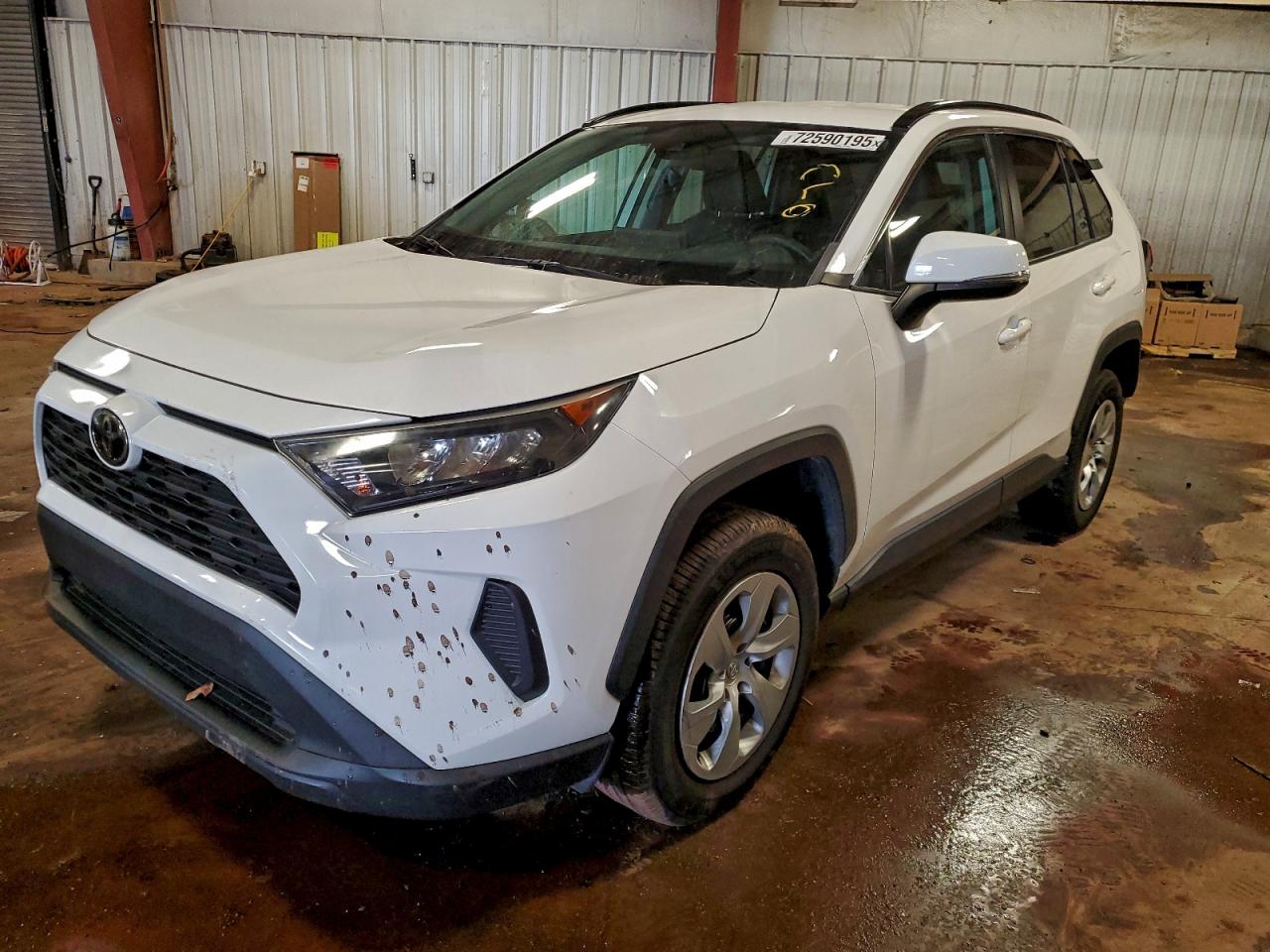 Toyota RAV4 Le Image 1