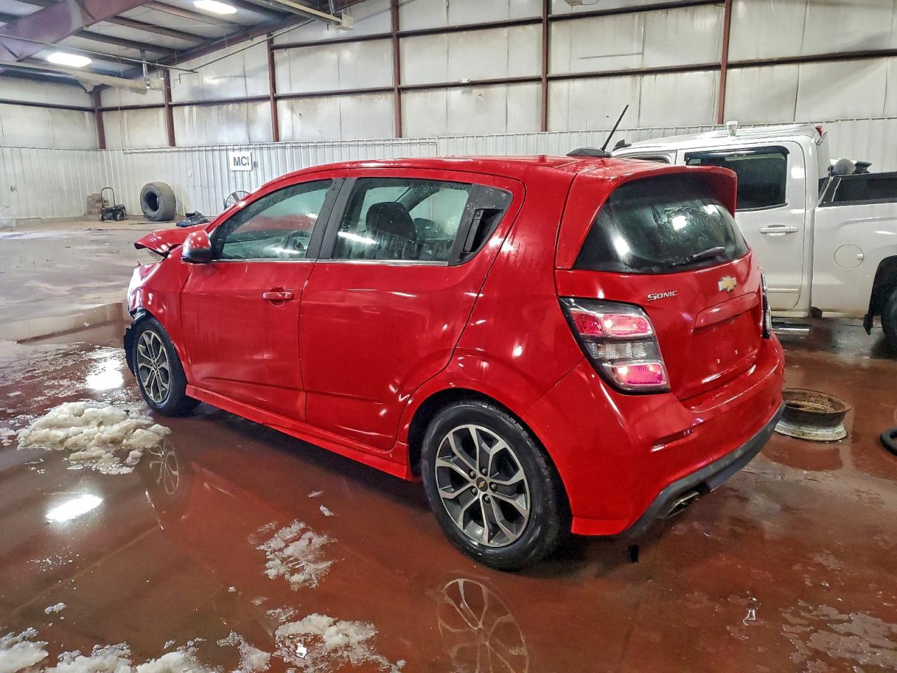 Chevrolet Sonic Lt Image 5