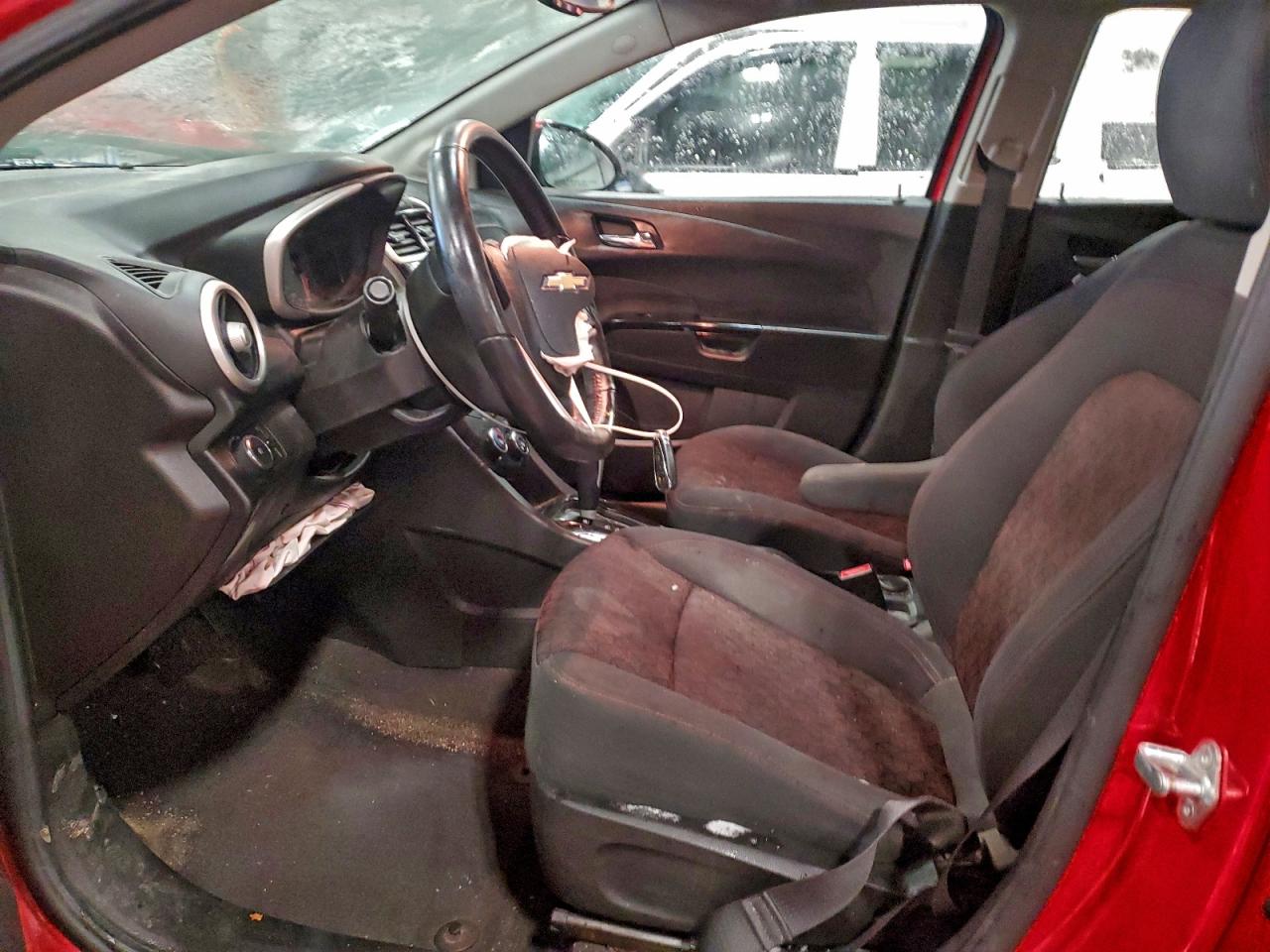 Chevrolet Sonic Lt Image 8