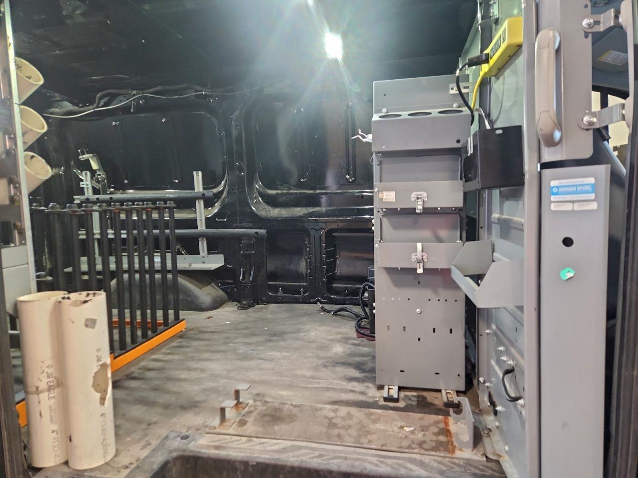 Ford Transit T-150 Image 6