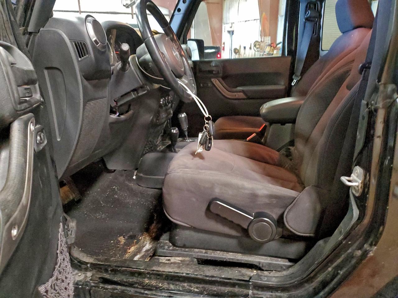 Jeep Wrangler Sport Image 10