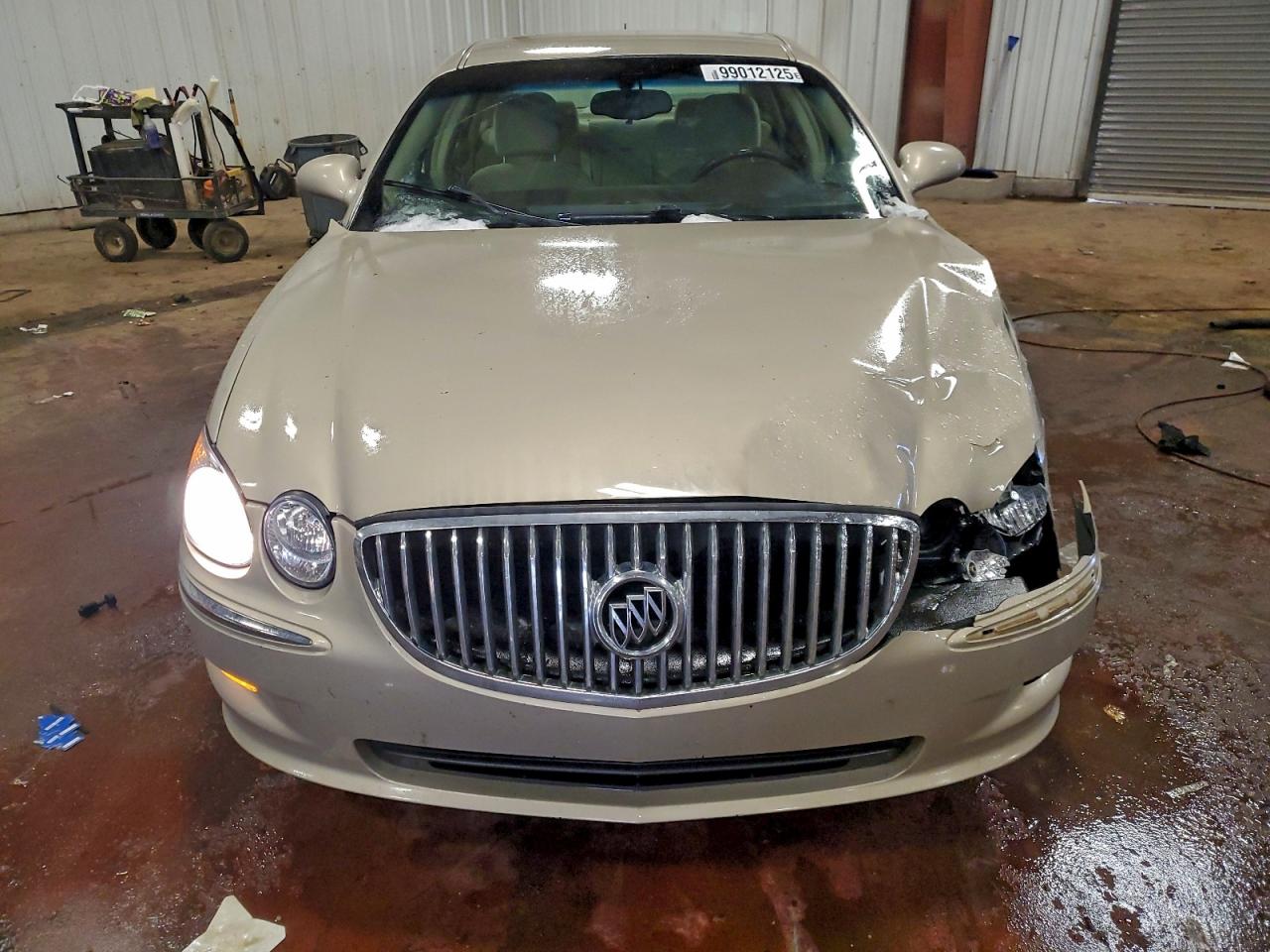 Buick LaCrosse Cx Image 7