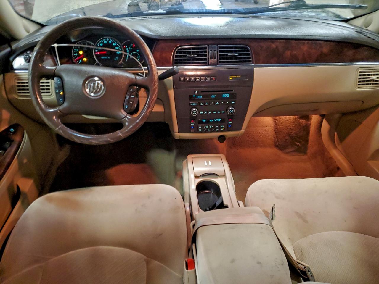 Buick LaCrosse Cx Image 5