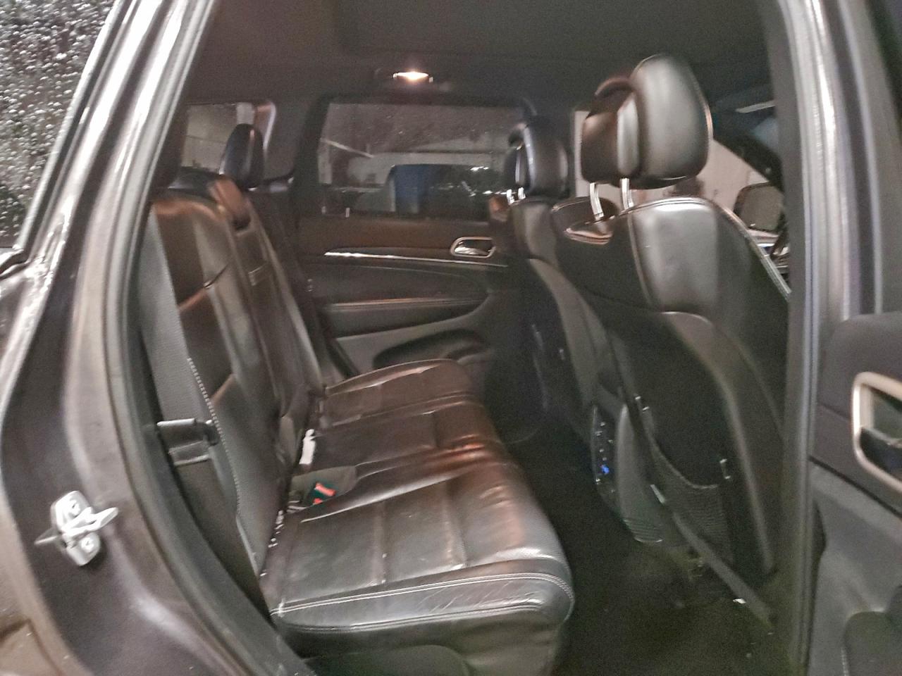 Jeep Grand Cherokee Limited Image 11