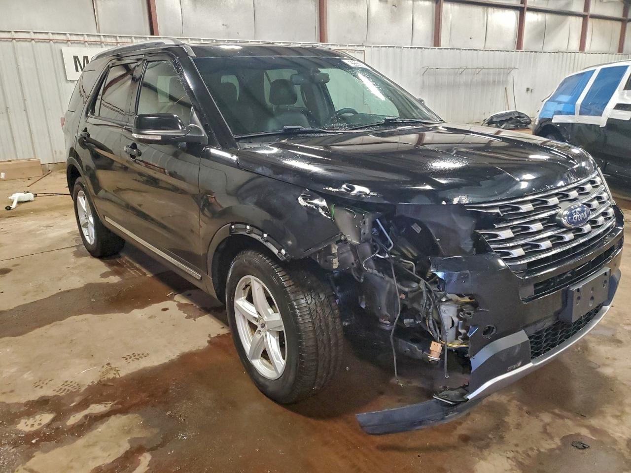 Ford Explorer Xlt Image 9