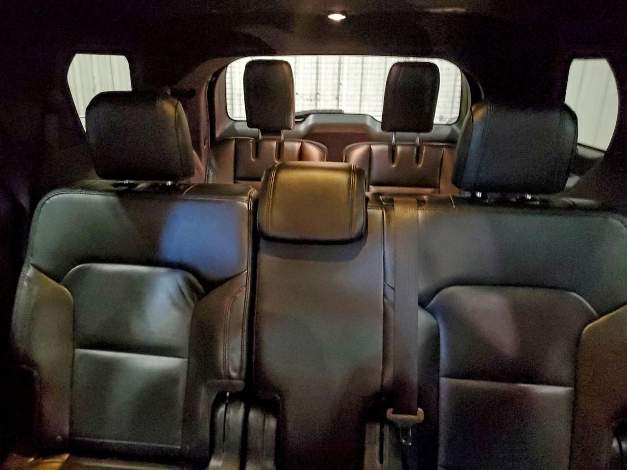 Ford Explorer Xlt Image 7