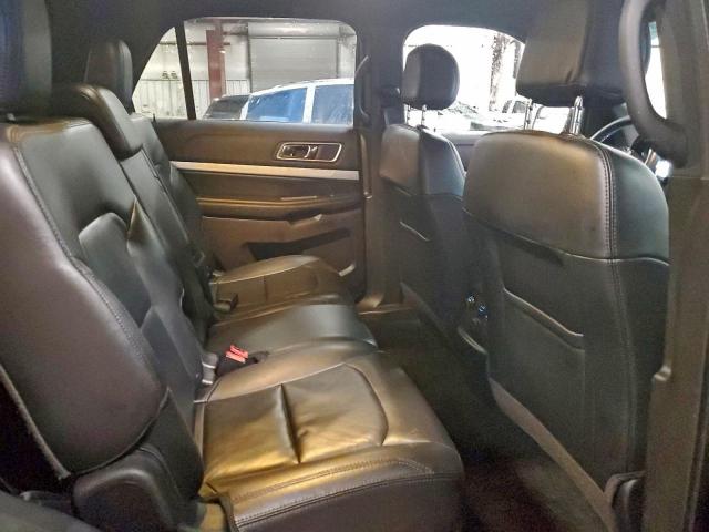 Ford Explorer Xlt Image 8