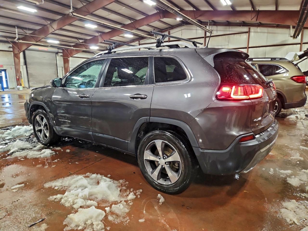 Jeep Grand Cherokee Limited Image 10