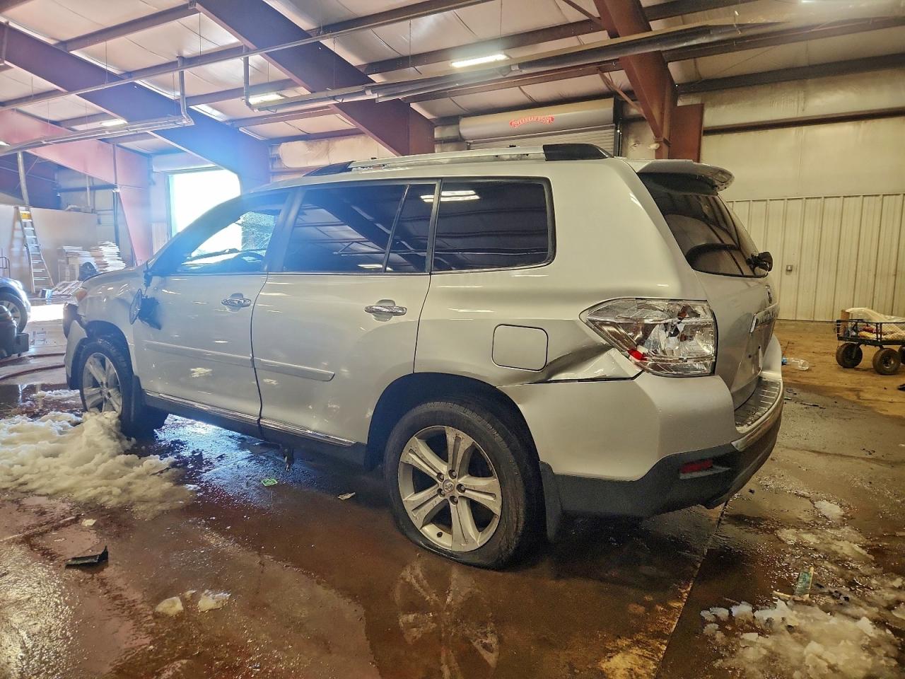 Toyota Highlander Limited Image 8