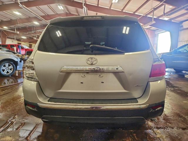 Toyota Highlander Limited Image 11