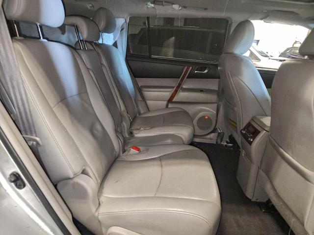 Toyota Highlander Limited Image 4