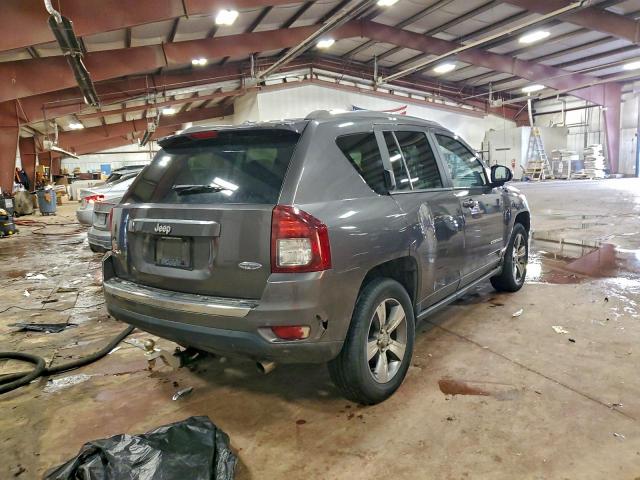 Jeep Compass Latitude Image 3