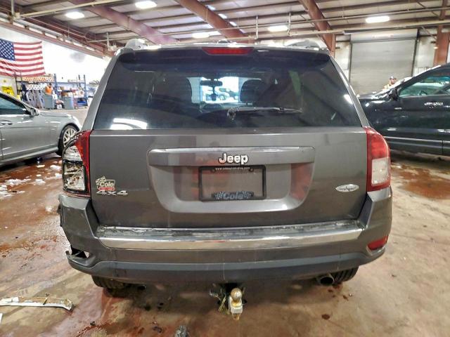 Jeep Compass Latitude Image 8