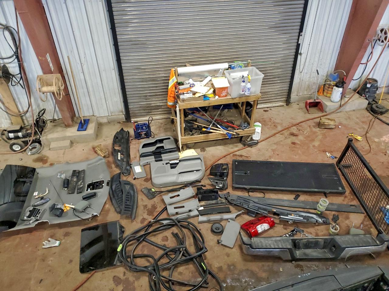 Ford F-350 Super Duty Image 5