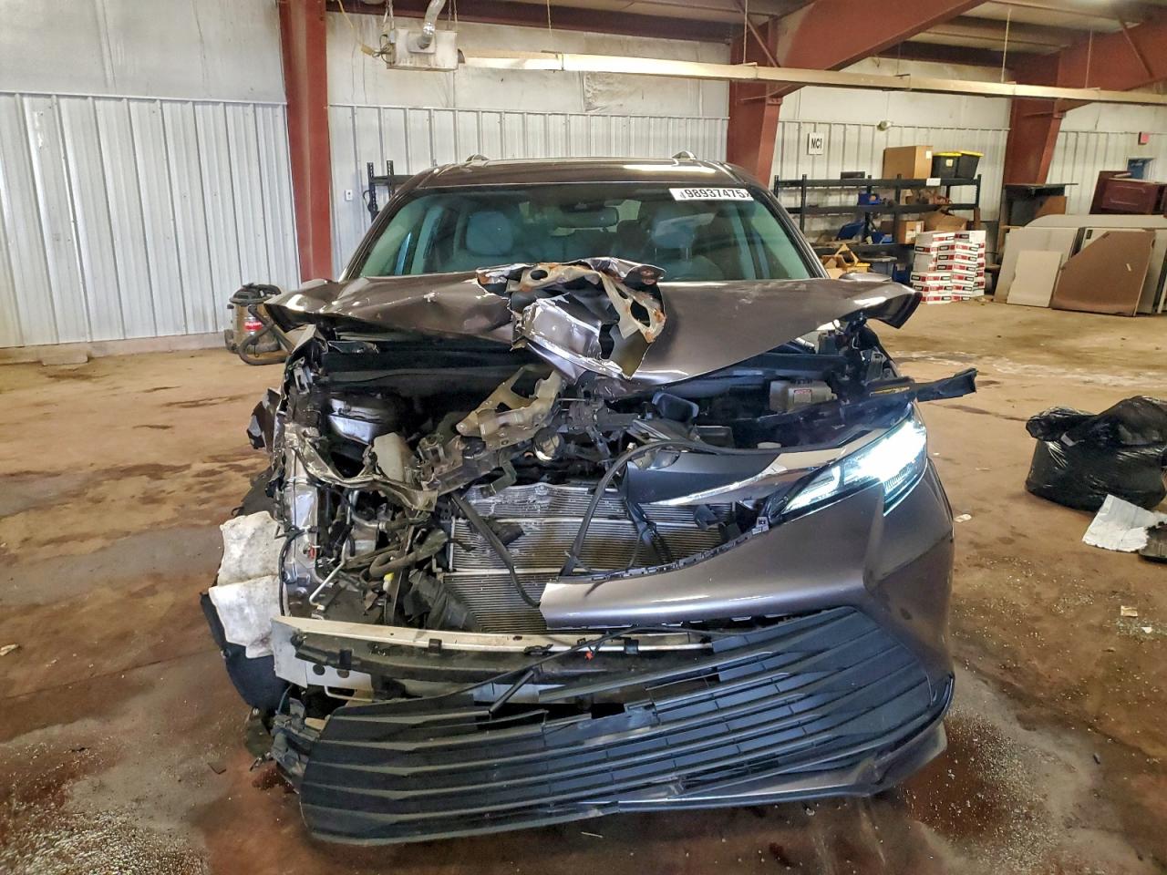 Toyota Sienna Le Image 6