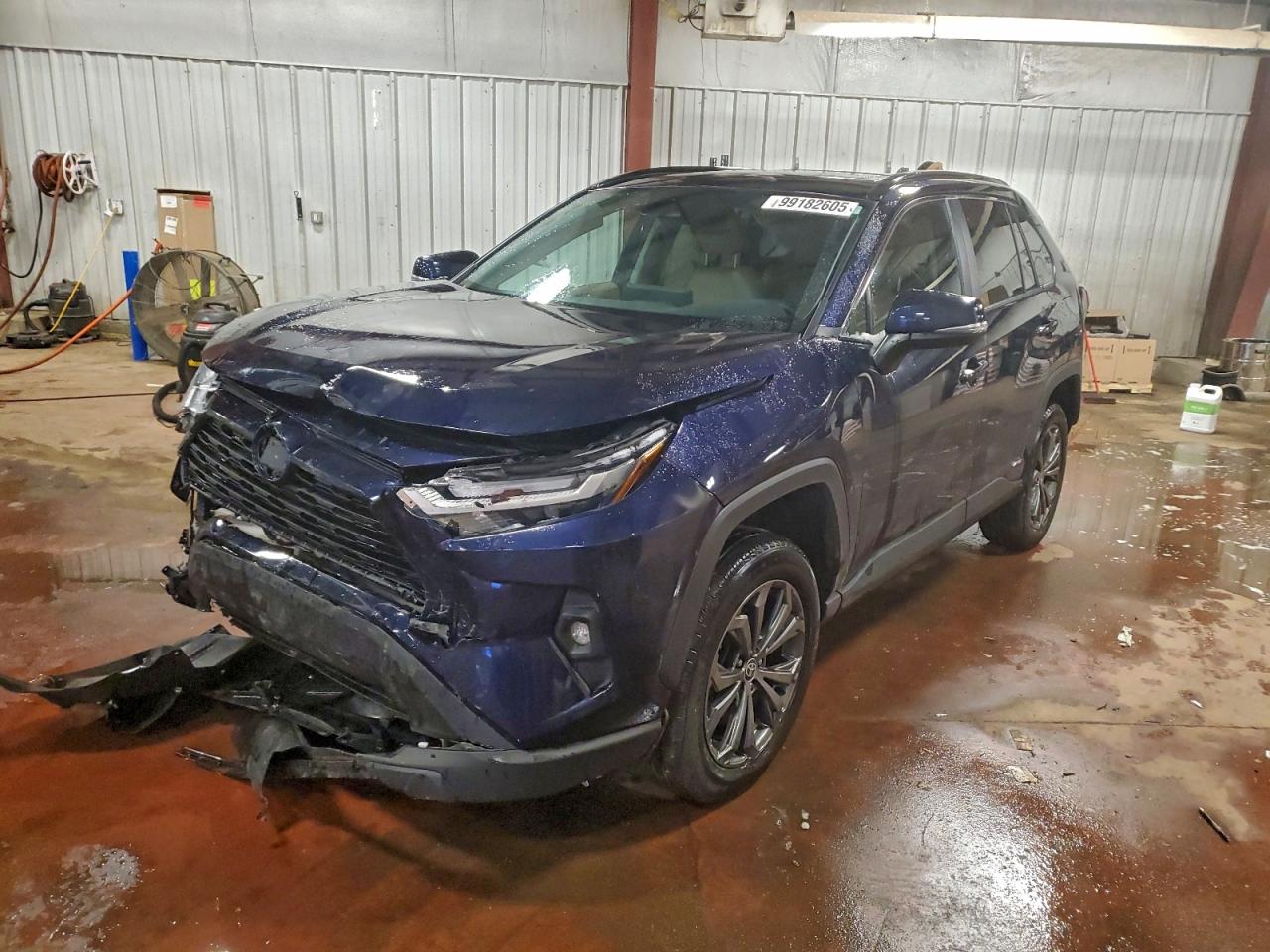 Toyota RAV4 Xle Premium Image 1