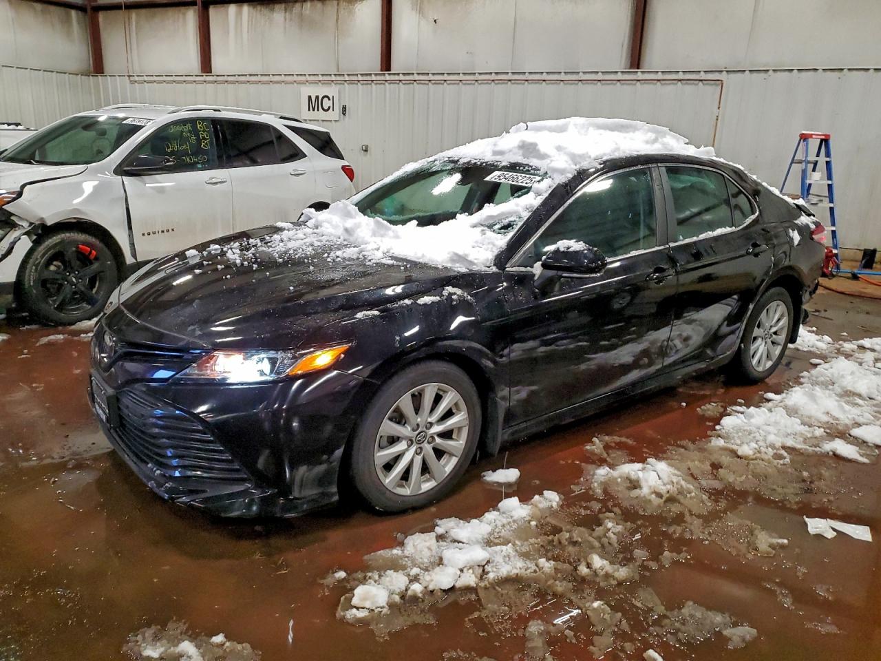 Toyota Camry L Image 1