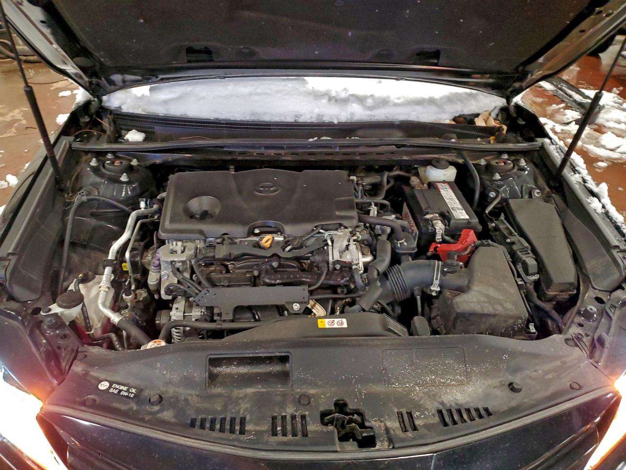 Toyota Camry L Image 9